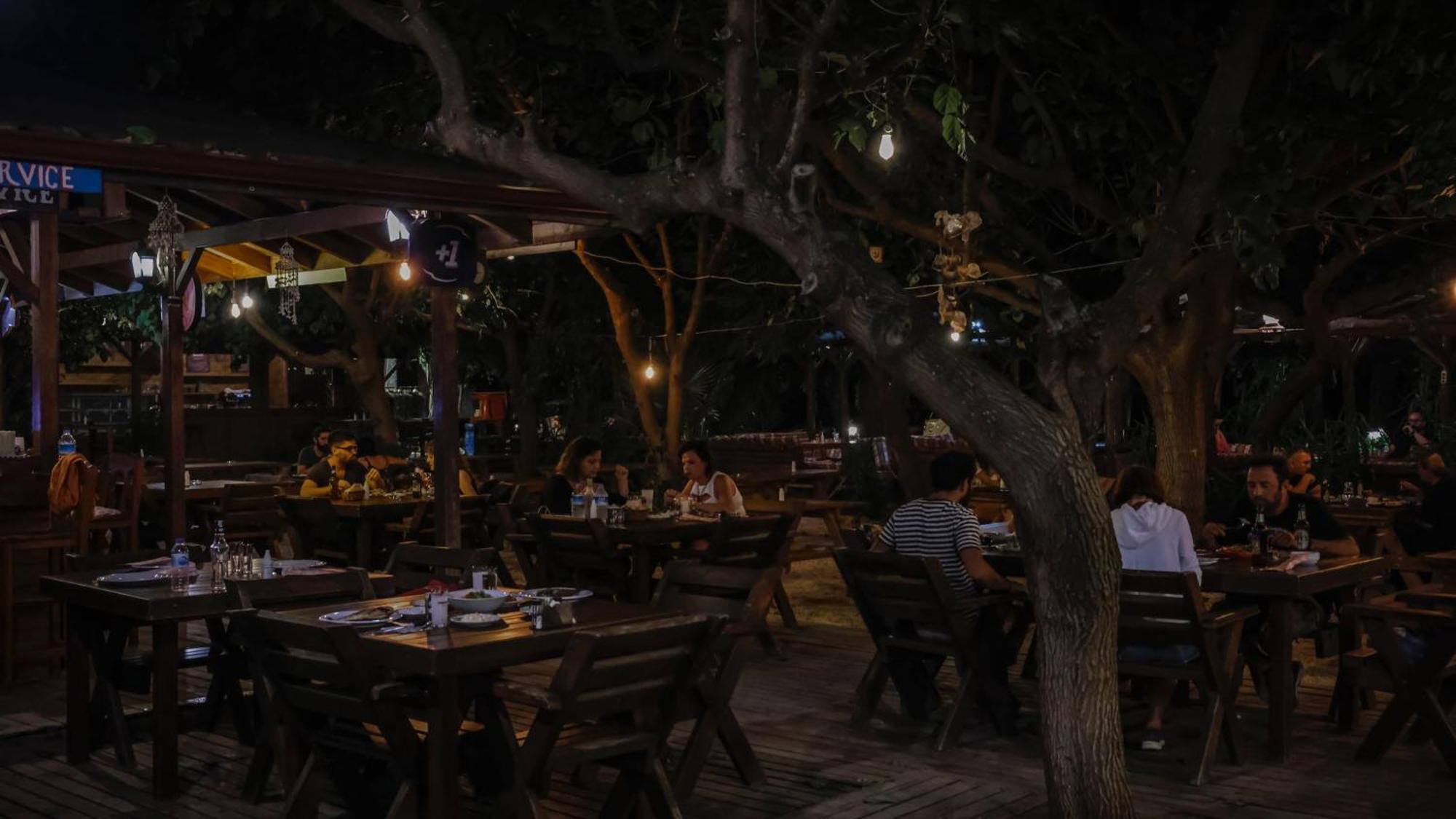 Sheriff, Olympos Kumluca Buitenkant foto